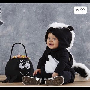 Pottery Barn Baby Skunk Costume 6-12 months